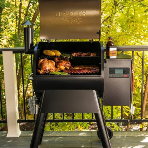 Pro 575 Wifi Pellet Grill and Smoker in Black .